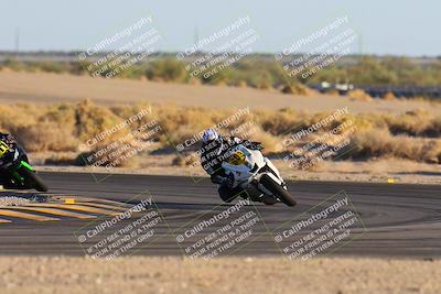 media/Nov-17-2024-CVMA (Sun) [[1fec520723]]/Race 17-Amateur Supersport Middleweight/